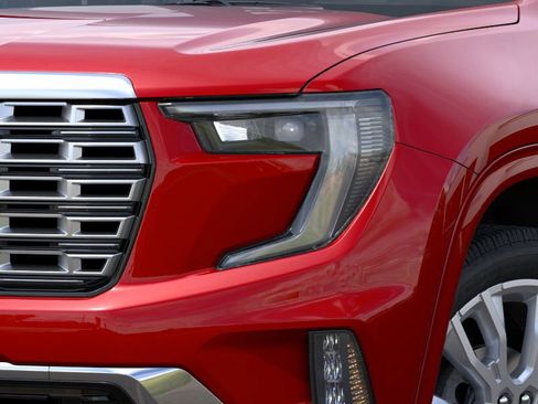 New 2026 GMC Acadia Denali w/ LPO, Floor Liner Package image 34