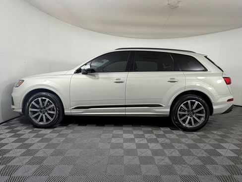 Used 2023 Audi Q7 2.0T Premium Plus w/ Premium Plus Package AWD/4WD image 2