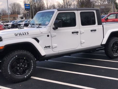 New 2026 Jeep Gladiator Willys image 4