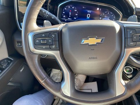 Used 2022 Chevrolet Silverado 1500 LTZ w/ LTZ Convenience Package II image 17