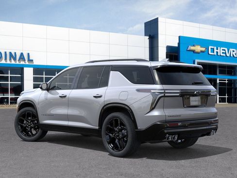 New 2026 Chevrolet Traverse RS w/ LPO, Floor Liner Package image 3