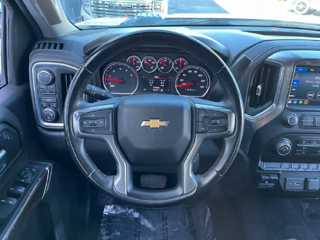 Used 2023 Chevrolet Silverado 2500 LT AWD/4WD image 15