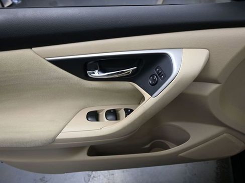 Used 2015 Nissan Altima 2.5 S w/ Power Driver Seat Package image 13