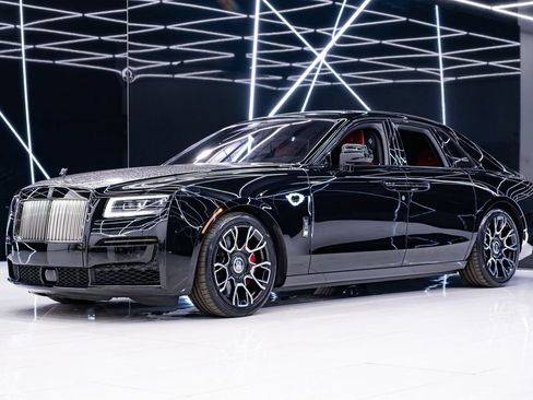 Used 2022 Rolls-Royce Ghost Black Badge AWD/4WD image 2