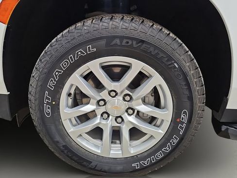 Used 2024 Chevrolet Tahoe LT AWD/4WD image 25