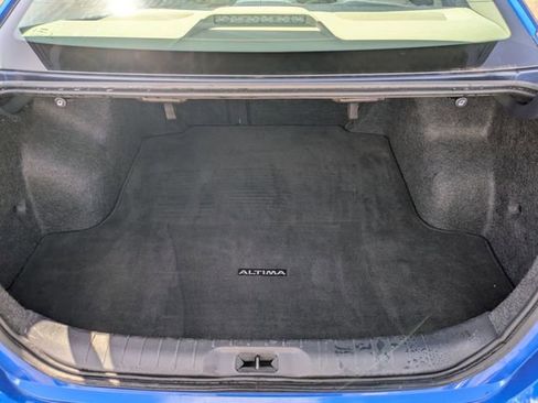 Used 2025 Nissan Altima 2.5 SV image 23