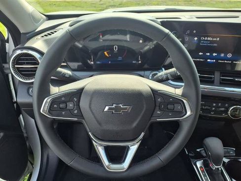 New 2026 Chevrolet Trax ACTIV w/ Driver Confidence Package FWD image 18