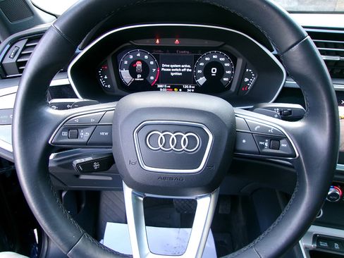 Used 2021 Audi Q3 2.0T Premium w/ Convenience Package image 19