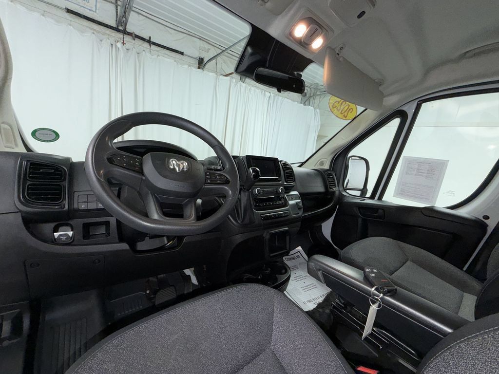 Used 2025 RAM ProMaster 2500 w/ U-Haul Equipment Group FWD image 13