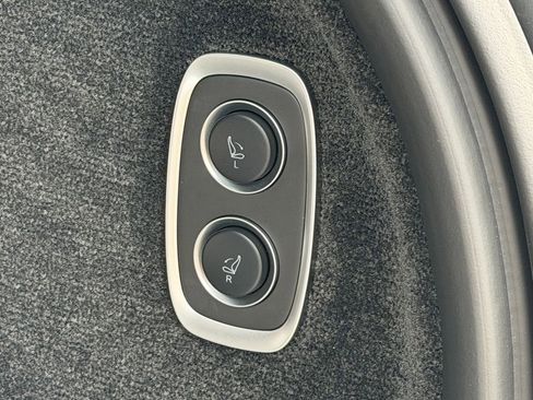 New 2026 Aston Martin DBX 707 image 47