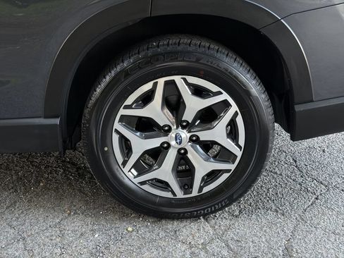 Certified 2023 Subaru Forester Premium AWD/4WD image 11