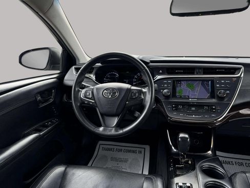Used 2013 Toyota Avalon Limited FWD image 16