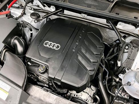 Certified 2025 Audi Q5 2.0T Premium Plus w/ Premium Plus Package image 30