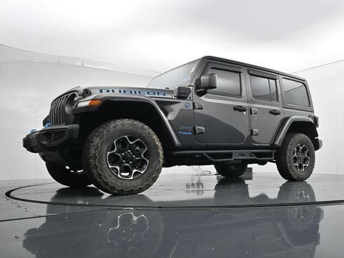 Used 2022 Jeep Wrangler Unlimited Rubicon 4xe w/ Cold Weather Group AWD/4WD image 20