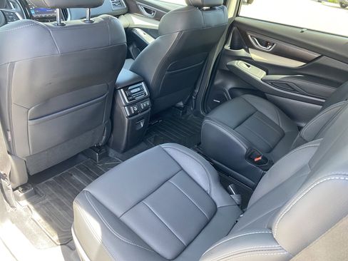 Certified 2022 Subaru Ascent Touring AWD/4WD image 19