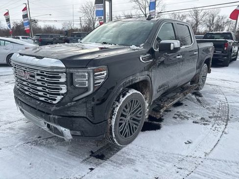 Used 2023 GMC Sierra 1500 Denali w/ Denali Carbonpro Edition image 5