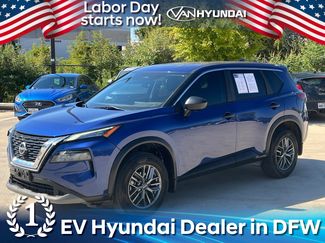 Used 2023 Nissan Rogue S FWD video 1