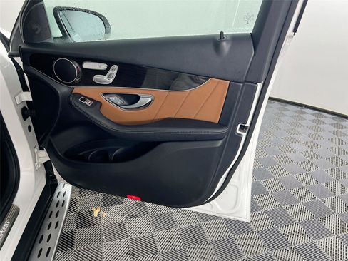 Certified 2022 Mercedes-Benz GLC 300 4MATIC image 26