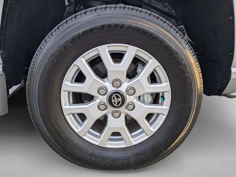 Used 2025 Toyota Tacoma SR5 image 24
