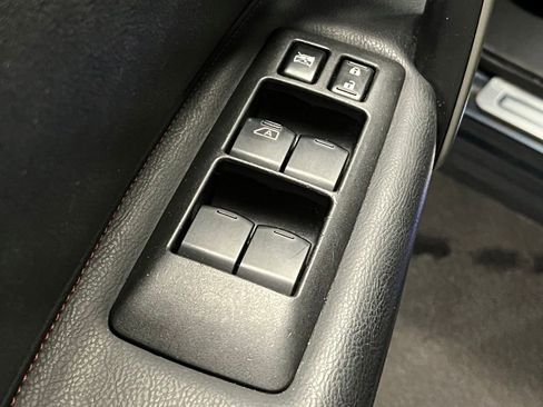 Used 2012 Nissan Rogue SL image 15