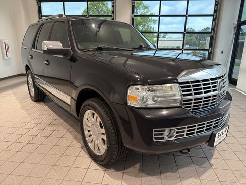 Used 2013 Lincoln Navigator 2WD w/ HD Trailer Tow Pkg image 7