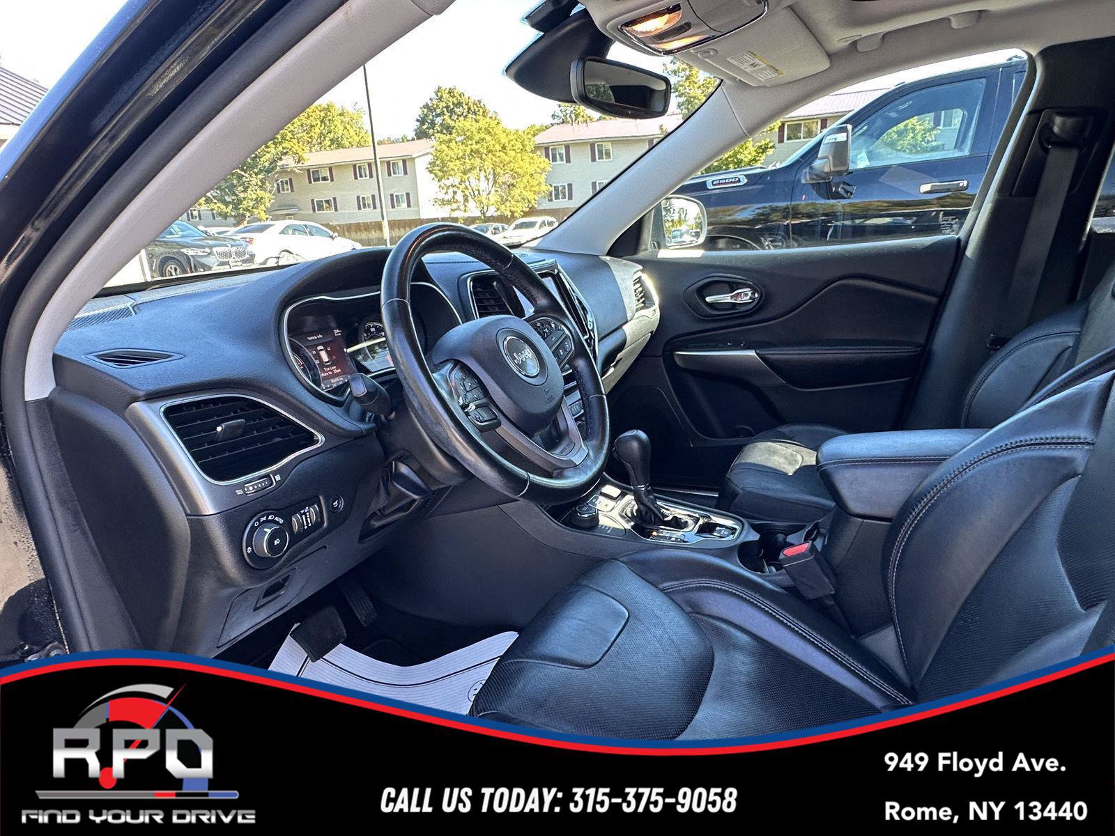 Used 2021 Jeep Cherokee Limited AWD/4WD image 11