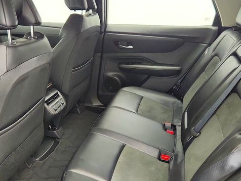 Used 2023 Nissan Ariya AWD image 19