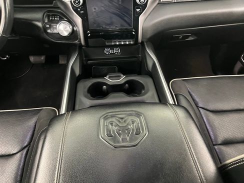 Used 2022 RAM 1500 Laramie w/ Sport Appearance Package image 17