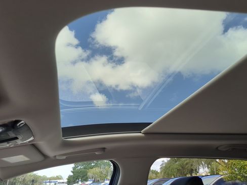 New 2026 Kia Sportage EX w/ EX Panorama Roof Package image 18