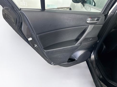 Used 2012 MAZDA MAZDA3 i Touring FWD image 24
