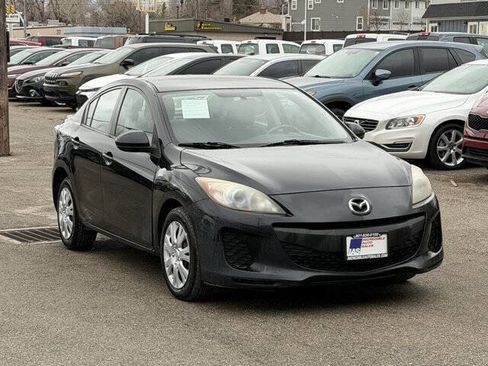 Used 2013 MAZDA MAZDA3 i Sport image 2
