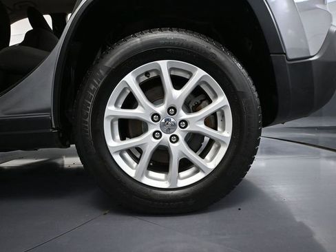 Used 2014 Jeep Cherokee Latitude image 11