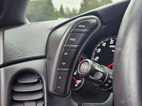 Used 2007 Chevrolet Corvette Base w/ Preferred Equipment Group image 28