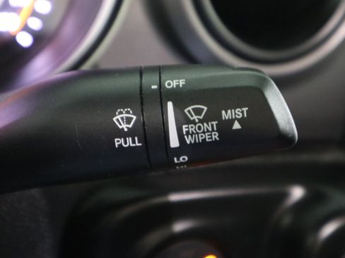 Used 2022 Jeep Gladiator Sport image 31