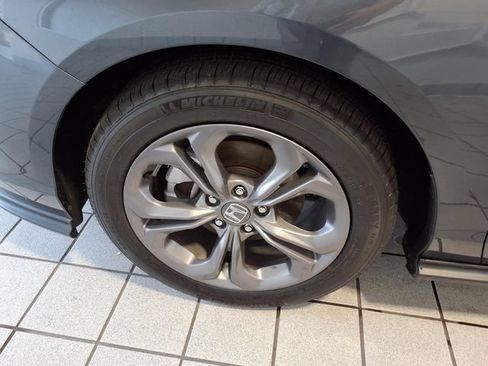 Certified 2024 Honda Accord EX image 5