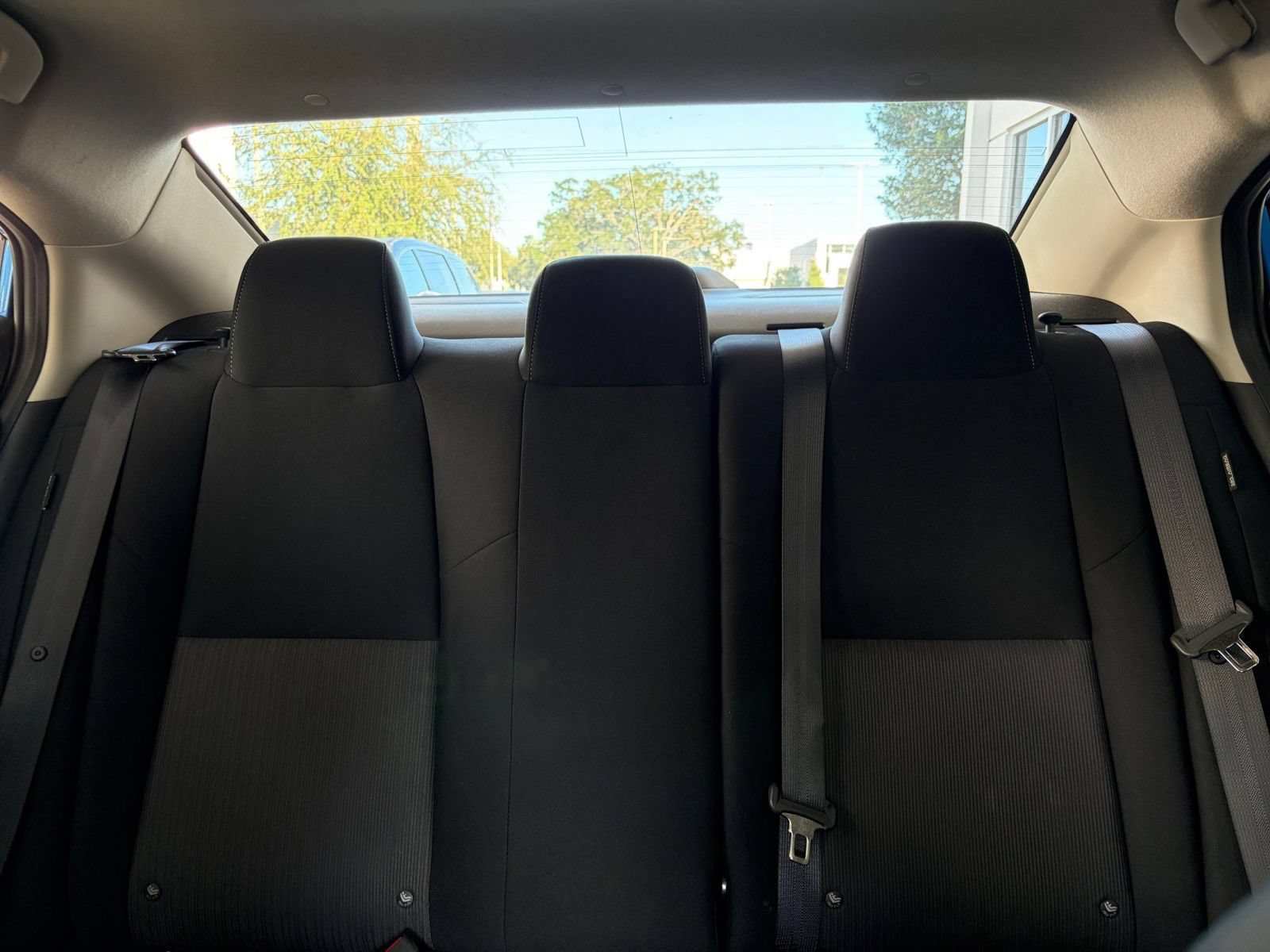 Used 2025 Nissan Sentra SV FWD image 37