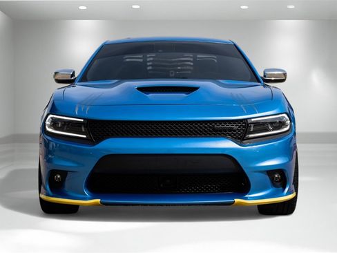 Used 2023 Dodge Charger R/T w/ Plus Group image 5