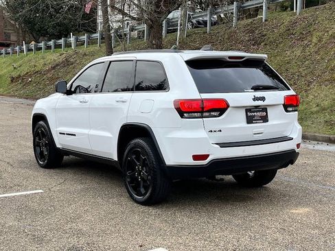 Used 2018 Jeep Grand Cherokee Laredo image 25