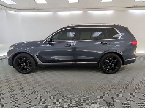 Used 2021 BMW X7 xDrive40i w/ Premium Package image 2