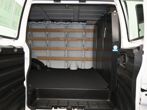 Used 2024 Chevrolet Express 2500 w/ Driver Convenience Package image 32