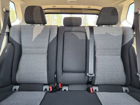 Used 2022 Nissan Rogue SV image 11