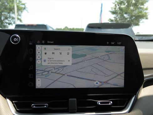 Used 2026 Chevrolet Equinox LT w/ Convenience Package II FWD image 12