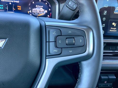 Used 2024 Chevrolet Silverado 2500 LTZ w/ LTZ Convenience Package image 25