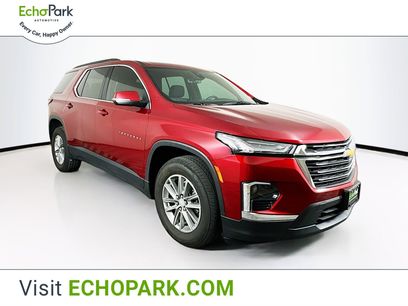Used 2023 Chevrolet Traverse LT