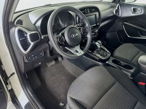 Certified 2021 Kia Soul S FWD image 18