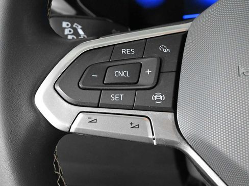 Certified 2023 Volkswagen Taos S FWD image 19