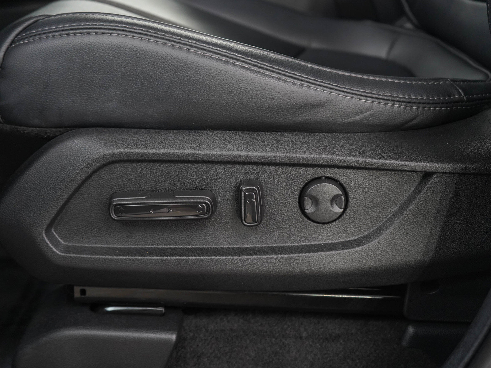 Used 2024 Honda Pilot Touring image 30