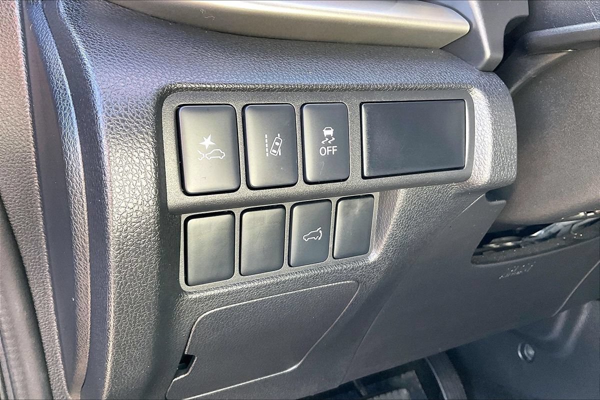 Used 2025 Mitsubishi Eclipse Cross SE AWD/4WD image 9