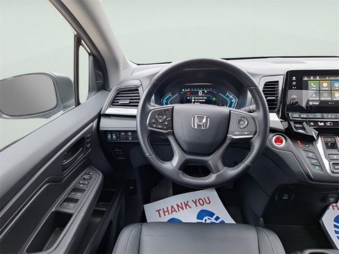 Used 2024 Honda Odyssey EX-L image 17