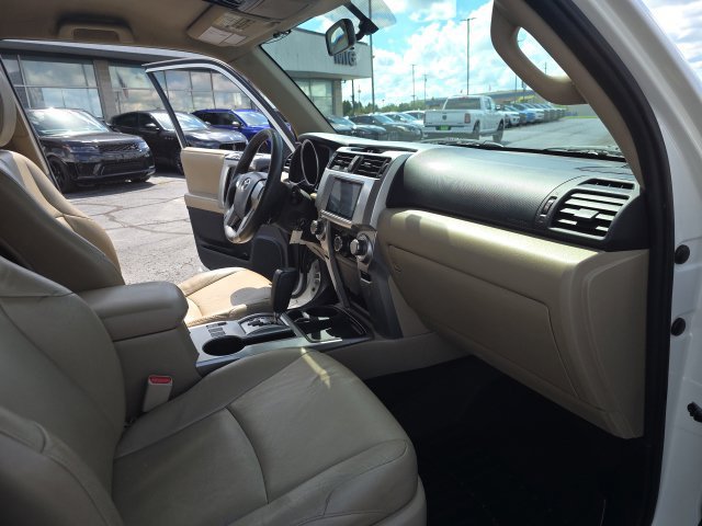 Used 2010 Toyota 4Runner SR5 RWD image 34